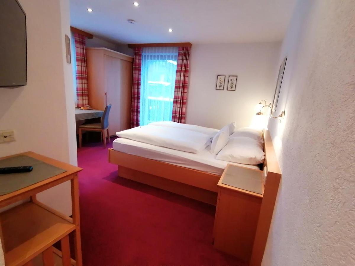 Hotel Haus Marion Haueis à Sankt Anton am Arlberg Extérieur photo