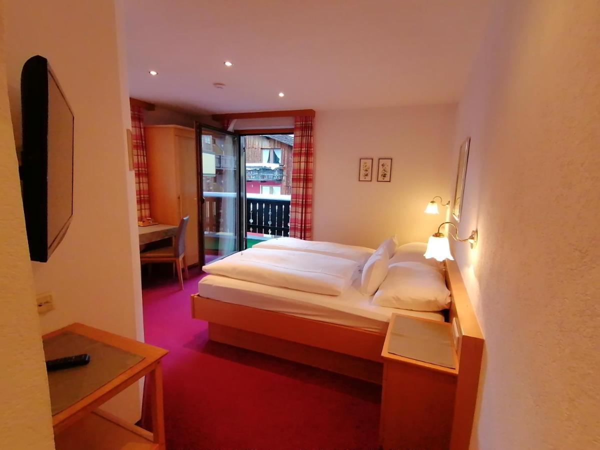 Hotel Haus Marion Haueis à Sankt Anton am Arlberg Chambre photo