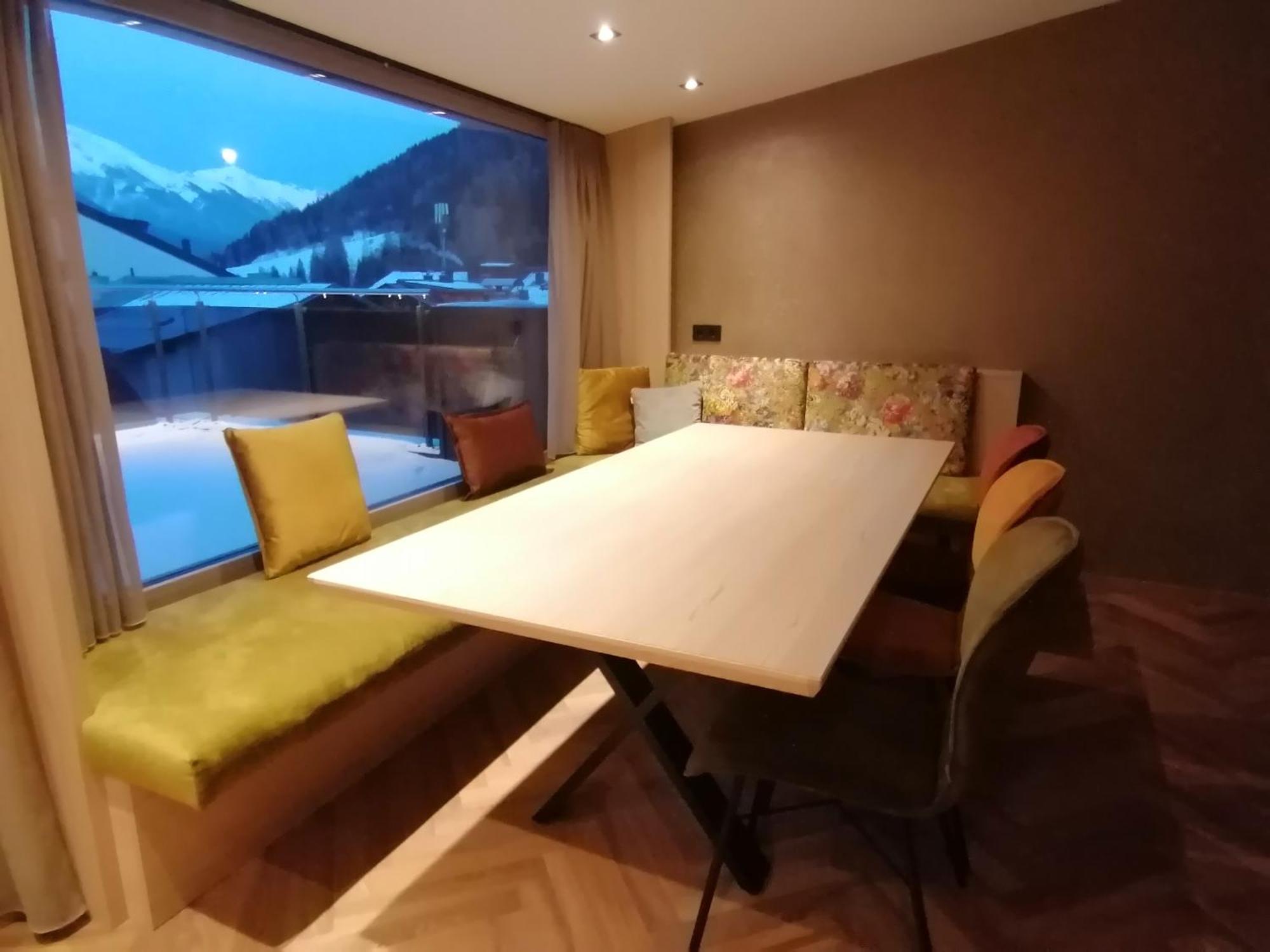 Hotel Haus Marion Haueis à Sankt Anton am Arlberg Extérieur photo
